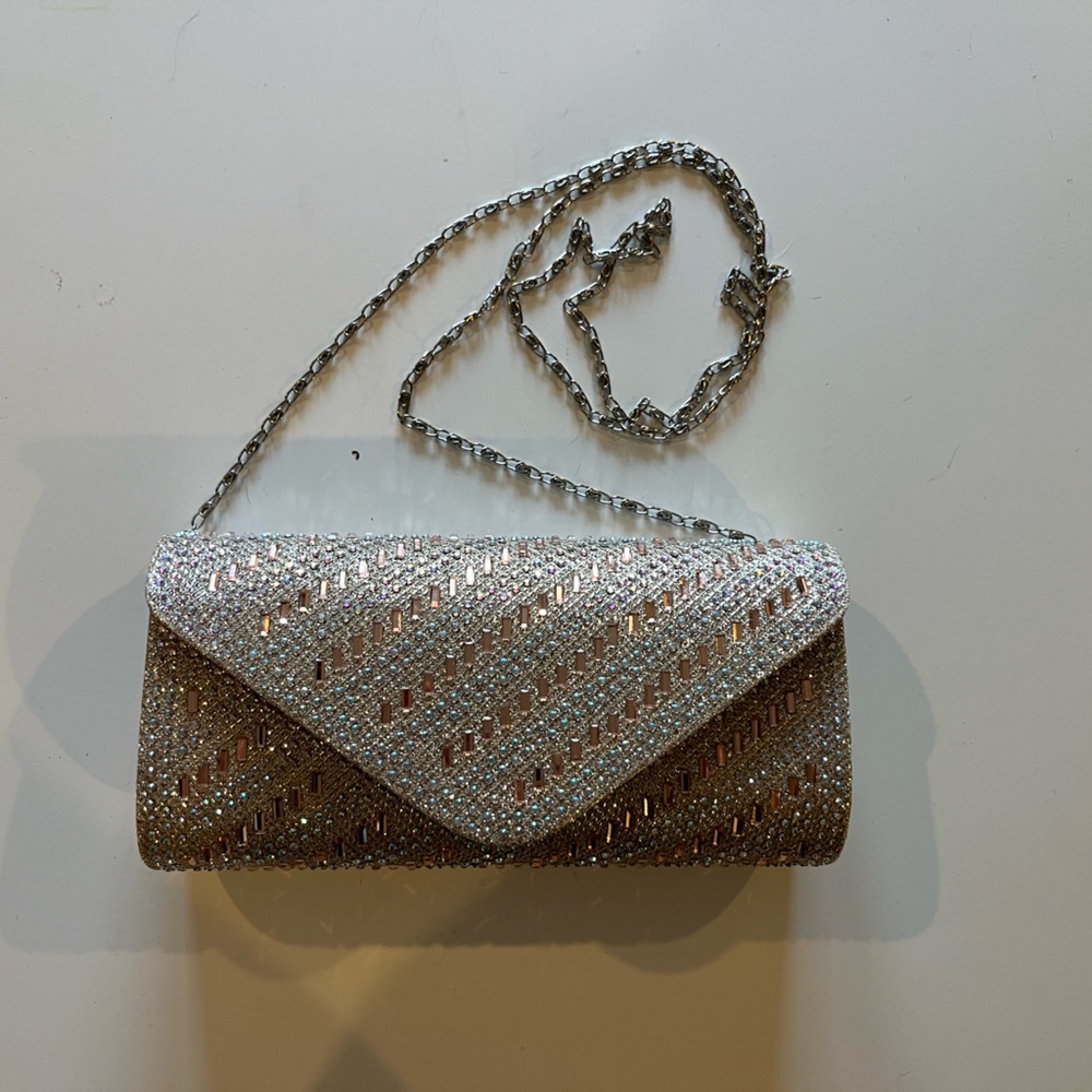 Sparkling Silver Crystal Evening Clutch with Chain Strap